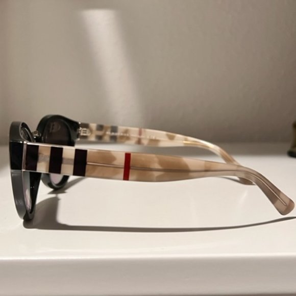 Burberry Women's Sunglasses BE4227 - Picture 4 of 5
